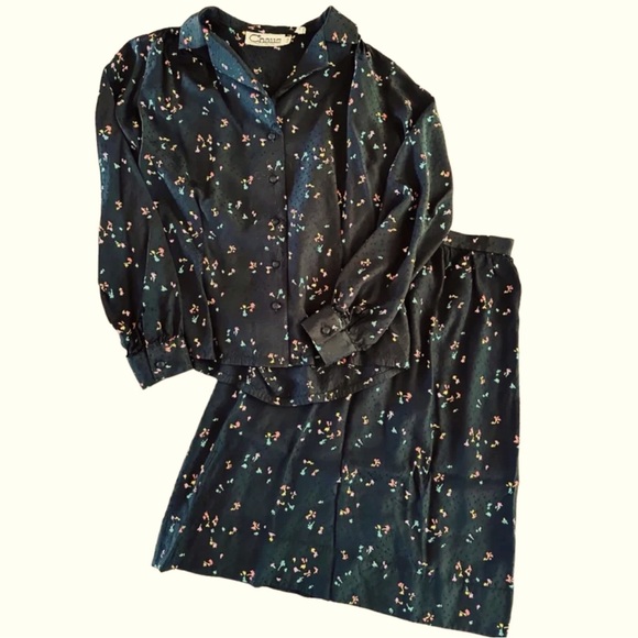 Chaus Vintage 2pc Black with Floral Blouse & Skirt Set size 9/10 - Picture 1 of 8
